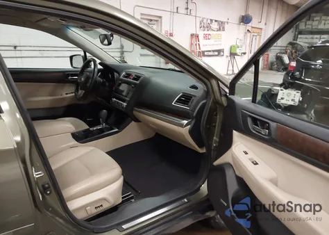 2016 Subaru Outback 3.6R Limited z USA, uszkodzony, nr VIN 4S4BSENC8G3214354